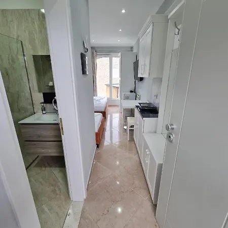 Deni Lalzi Bay דירה דורס