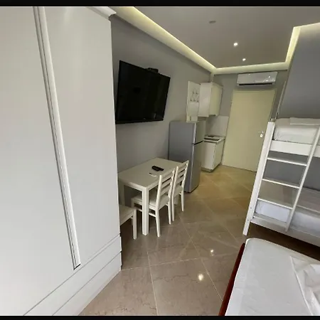 Deni Lalzi Bay Lägenhet Durrës